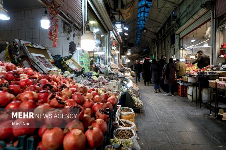 تصاویر خلوتی بازار تبریز در شب یلدا,عکس های خلوت بودن بازار تبریز در شب یلدا,تصاویر بازار تبریز در شب یلدا 1404