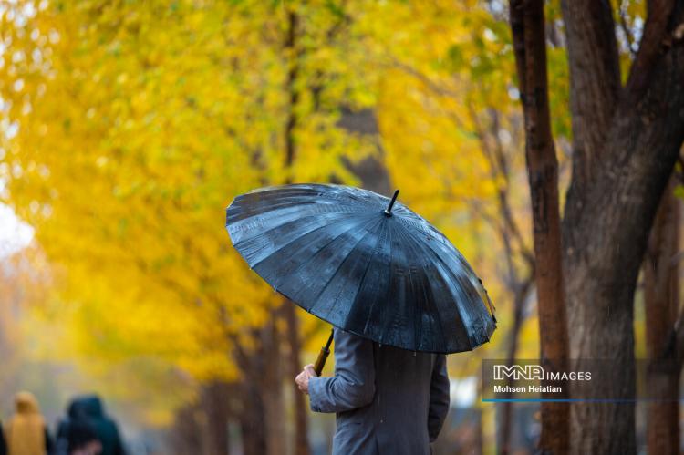 تصاویر باران پاییزی در اصفهان تصاویر باران پاییزی در اصفهان,عکس های باران پاییزی در اصفهان در آذر 1404,تصاویری از باران پاییزی در اصفهان