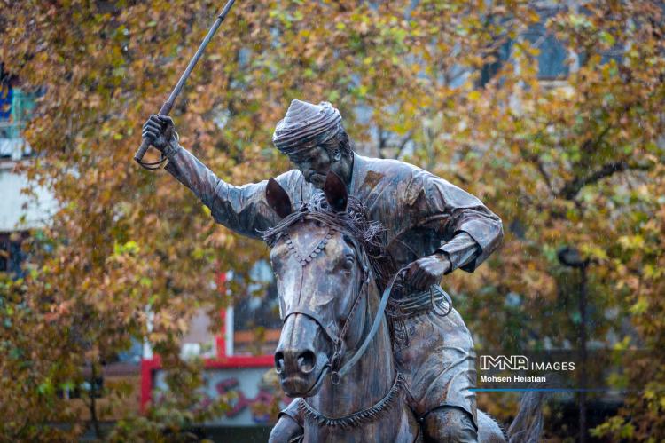 تصاویر باران پاییزی در اصفهان تصاویر باران پاییزی در اصفهان,عکس های باران پاییزی در اصفهان در آذر 1404,تصاویری از باران پاییزی در اصفهان