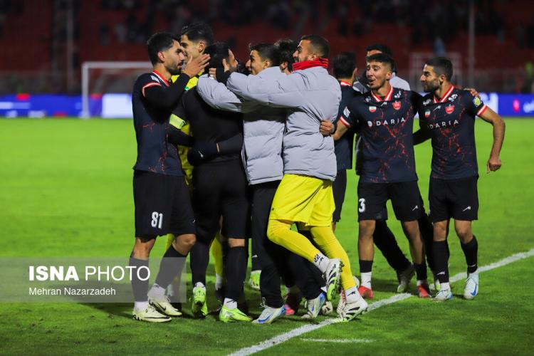 تصاویر دیدار تراکتور و پرسپولیس تصاویر دیدار تراکتور و پرسپولیس,عکس های دیدار تراکتور و پرسپولیس در جام حذفی ایران,تصاویر دیدار تراکتور و پرسپولیس در 27 آذر 1404