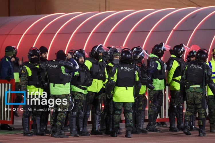 تصاویر دیدار تراکتور و پرسپولیس تصاویر دیدار تراکتور و پرسپولیس,عکس های دیدار تراکتور و پرسپولیس در جام حذفی ایران,تصاویر دیدار تراکتور و پرسپولیس در 27 آذر 1404