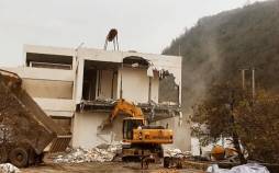 ترخیب ویلا در کرج,تخریب اَبَر ویلای‌ یک فرد صاحب‌نفوذ در حاشیه رودخانه کرج