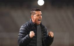 اوسمار: باید بندی در قراردادم برای زیاد شدن موهای سفیدم اضافه میکردم | فوتبال خوب زمین خوب میخواهد اوسمار ویرا,سرمربی پرسپولیس