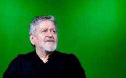 حمله عابدینی به خداداد عزیزی: در عمرت کلا 2 بار دریبل زدهای | او قابل مقایسه با دایی، باقری و مهدویکیا نیست امیرعابدینی,حمله امیرعابدینی به خداداد عزیزی