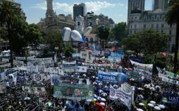 اعتراضات علیه دولت در برخی کشورهای جهان؛ از بنگلادش تا آرژانتین و بلغارستان | تظاهرات هزاران آرژانتینی علیه «میلی» اعتراضات علیه دولت در برخی کشورهای جهان,اعتراضات در آرژانتین