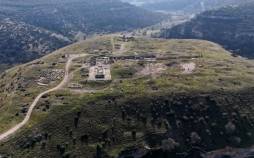 استادیوم باستانی,کشف استادیوم ۲ هزارساله در کنار یک درّۀ عمیق