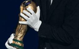 راز دستکش سفیدی که جام جهانی را حمل کرد قرعه کشی جام جهانی 2026,دستکش سفید در قرعه کشی جام جهانی