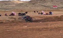 فیلم | مسابقه عجیب موتورسواری بانوان در کرمانشاه با تعداد زیادی مصدوم