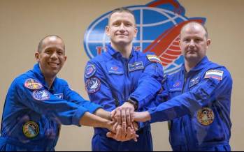 فضانوردان آمریکایی و روسی,سفر فضانوردان آمریکایی و روسی به فضا