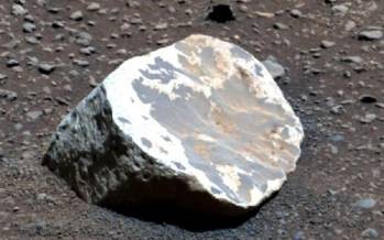 مریخ,سنگ‌های عجیب روی مریخ