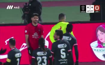 فیلم | درگیری کنعانی زادگان و شجاع (دیدار تراکتور و پرسپولیس)