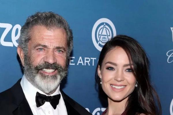 مل گیبسون,جدایی مل گیبسون از نامزدش