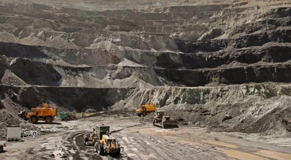معادن ایران,تعطیلی معادن ایران