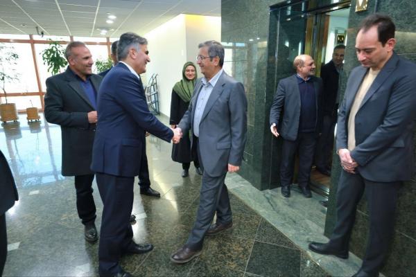 عبدالناصر همتی,رئیس بانک مرکزی