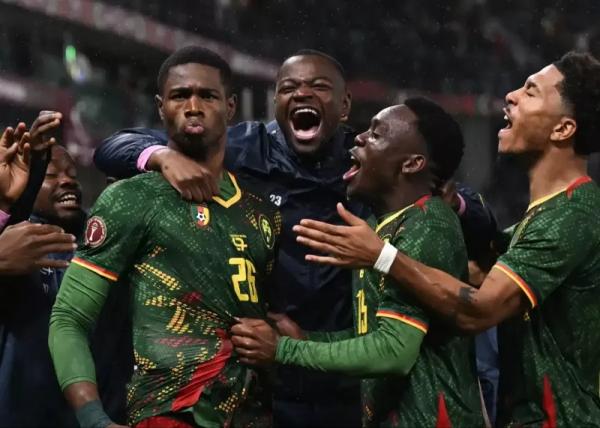 تیم ملی فوتبال کامرون,کامرون حریف مراکش در یک‌چهارم نهایی جام ملت‌های آفریقا