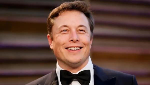 مادورو مادورو,شوخی ایلان ماسک با تلفن شخصی مادورو