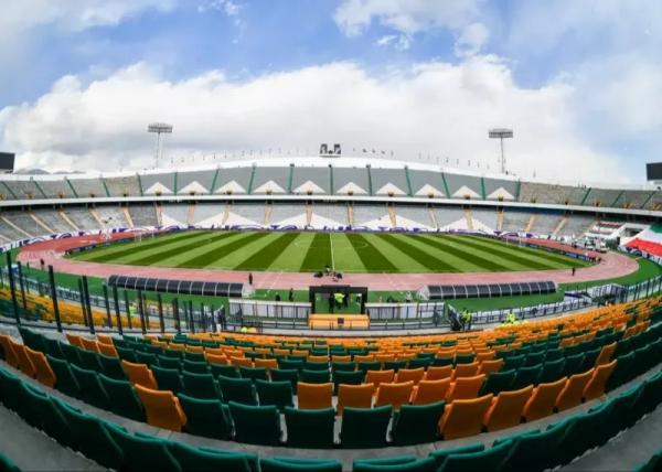 ورزشگاه آزادی,زمان تکمیل ورزشگاه آزادی