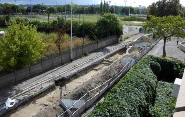 کشف یک گورستان باستانی در جریان عملیات احداث فضای سبز,