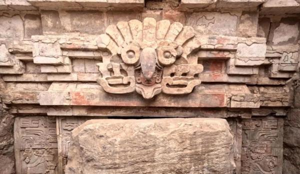 مقبره,کشف مقبرۀ جغدنشان ۱۴۰۰ ساله در مکزیک