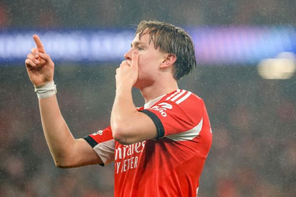 لیگ قهرمانان اروپا,مسابقات فوتبال در 8 بهمن 1404