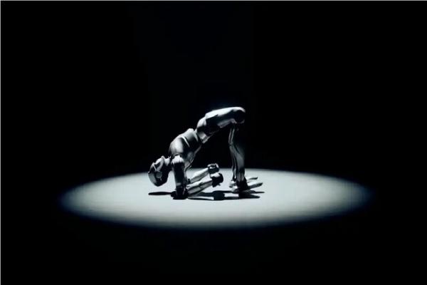 ربات انسان نما ربات انسان نما,ربات انساننمای فضانورد