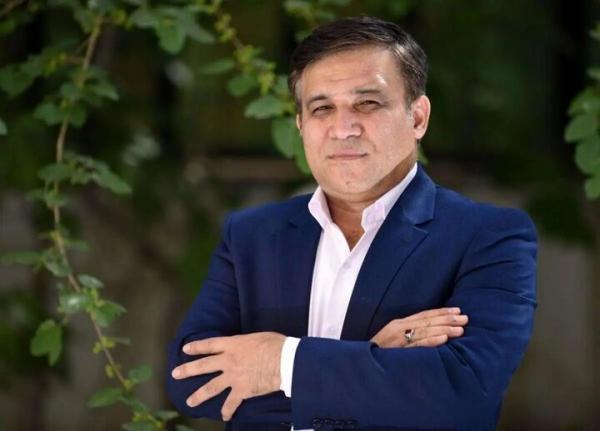 علی تاجرنیا,بهانه عجیب تاجرنیا برای حضور در رختکن استقلال در دیدار مقابل هم‌نام خوزستانی