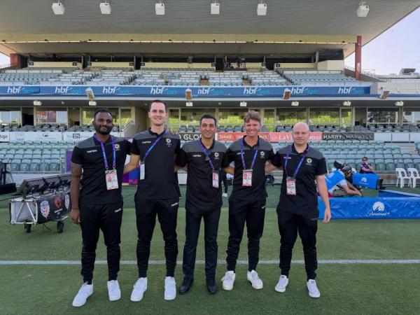 محمدرضا منصوری,کمک داور فوتبال ایران