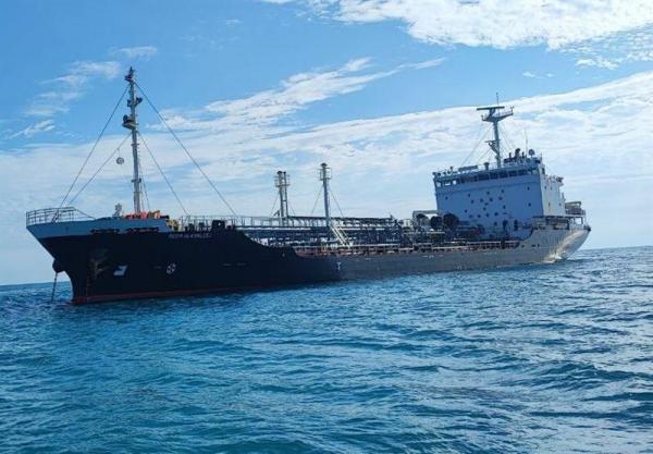 توقیف نفتکش خارجی در خلیج فارس,جزئیات توقیف نفتکش خارجی حامل ۴ میلیون لیتر سوخت قاچاق در خلیج فارس