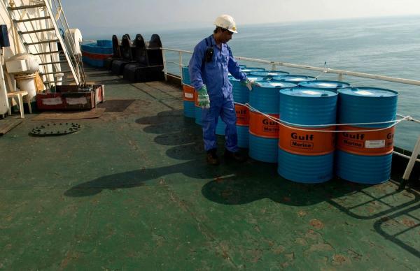 قیمت نفت,نفت در آستانه ثبت بزرگ‌ترین افزایش قیمت هفتگی خود در پی ادامه محاصره ونزوئلا و حملات امریکا در نیجریه