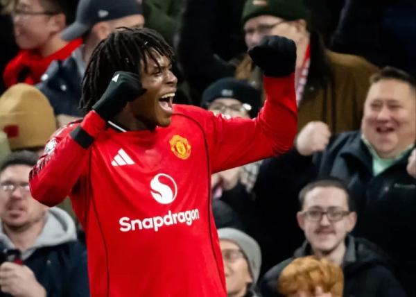 تیم منچستریونایتد,دیدار منچستریونایتد و نیوکاسل