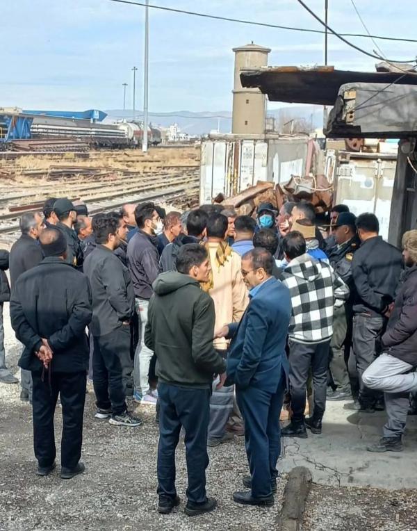 تجمع کارگران در لرستان,تجمع سه روزه کارگران ابنیه فنی تراورس لرستان