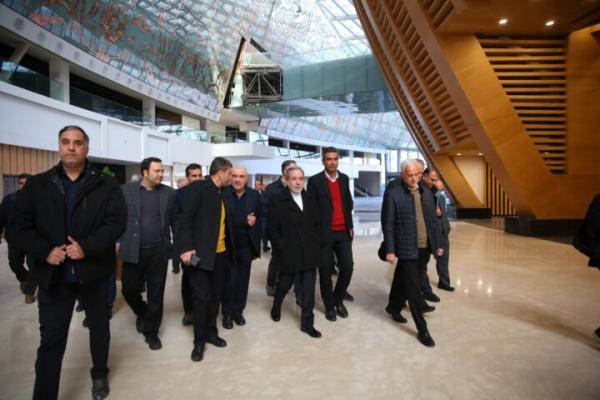 عباس عراقچی,پوستر خبرساز وزارت خارجه برای سفر استانی عراقچی به اصفهان