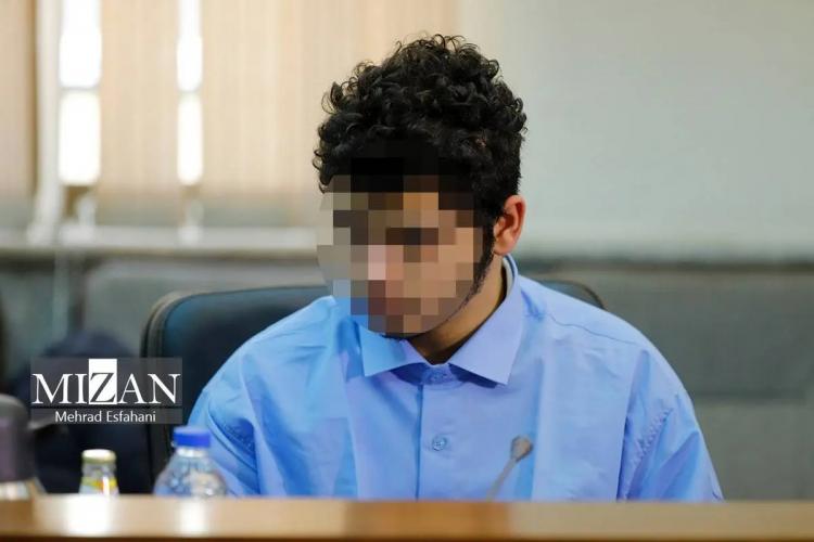 تصاویر مراسم گذشت از قصاص قاتل امیرمحمد خالقی تصاویر مراسم گذشت از قصاص قاتل امیرمحمد خالقی,عکس های مراسم گذشت از قصاص قاتل امیرمحمد خالقی,تصاویری از پدر امیرمحمد خالقی