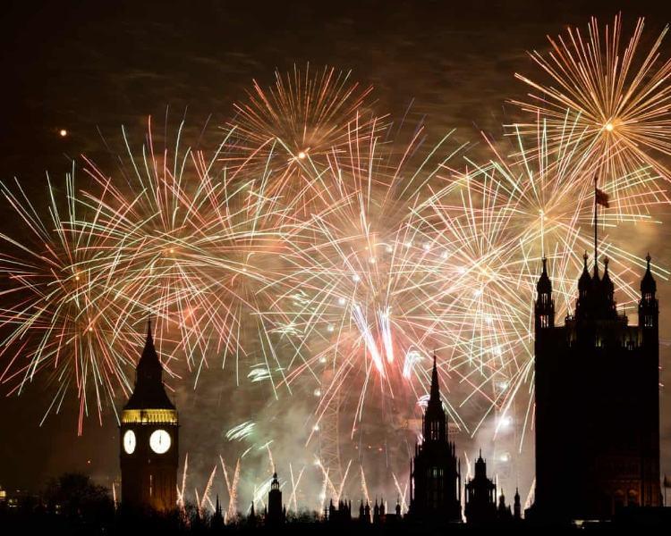 تصاویر جشن آغاز سال نو میلادی 2026,عکس های جشن آغاز سال نو میلادی 2026,تصاویری از جشن آغاز سال نو میلادی 2026