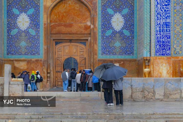 تصاویر هوای بارانی اصفهان,عکس های هوای بارانی اصفهان در دی 1404,تصاویری از بارش باران اصفهان در 7 دی 1404