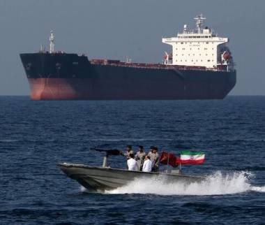 نفتکش,توقیف نفتکش توسط سپاه با ۴ میلیون لیتر سوخت در خلیج فارس