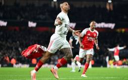 تیم آرسنال,دیدار آرسنال و استون ویلا