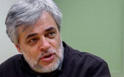 محمد مهاجری,صحبت های مهاجری درباره مصوبات دولت و مجلس