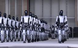 ربات انسان‌نما,هک ربات انسان‌نما با گفتن یک کلمه