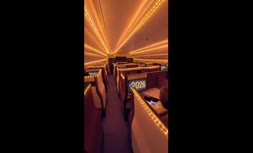 فیلم | جشن سال نو میلادی 2026 در فرودگاه قطر