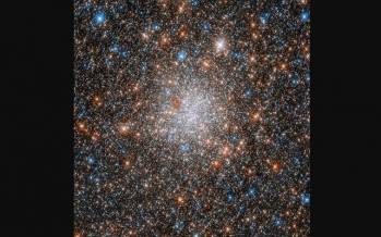 خوشه ستاره ای,عکس روز ناسا از درخشش یک خوشه ستاره‌ای کروی