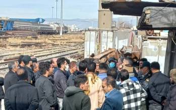 تجمع کارگران در لرستان,تجمع سه روزه کارگران ابنیه فنی تراورس لرستان