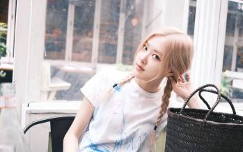 رزی پارک,رزی پارک زیباترین زن سال 2025