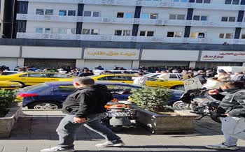 فیلم | تجمع کسبه تهران از سعدی به سمت ناصر خسرو 