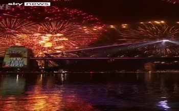 فیلم | برگزیده جشن‌های سال نو میلادی ۲۰۲۶ در سراسر جهان