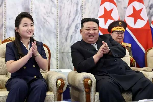 کیم جونگ اون,رهبر کره شمالی