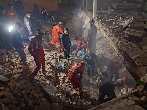 ریزش ساختمانی مسکونی در قم بر اثر انفجار گاز,حوادث قم