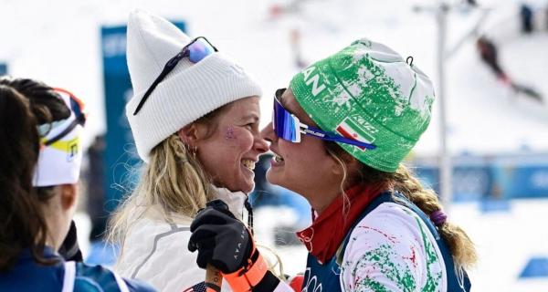 سمانه بیرامی باهر و جسی دیگینز سمانه بیرامی باهر و جسی دیگینز,ورزشکار زن ایرانی در آغوش ستاره آمریکایی