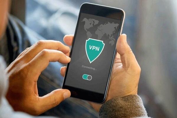 وی پی ان,قطع دسترسی مردم ایران به VPN