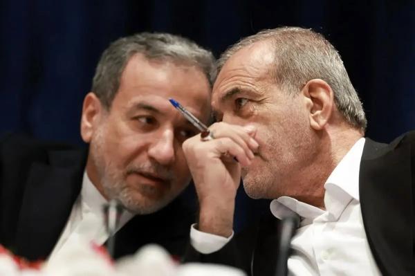 پزشکیان و عراقچی پزشکیان و عراقچی,دستور پزشکیان به عراقچی برای مذاکره با آمریکا